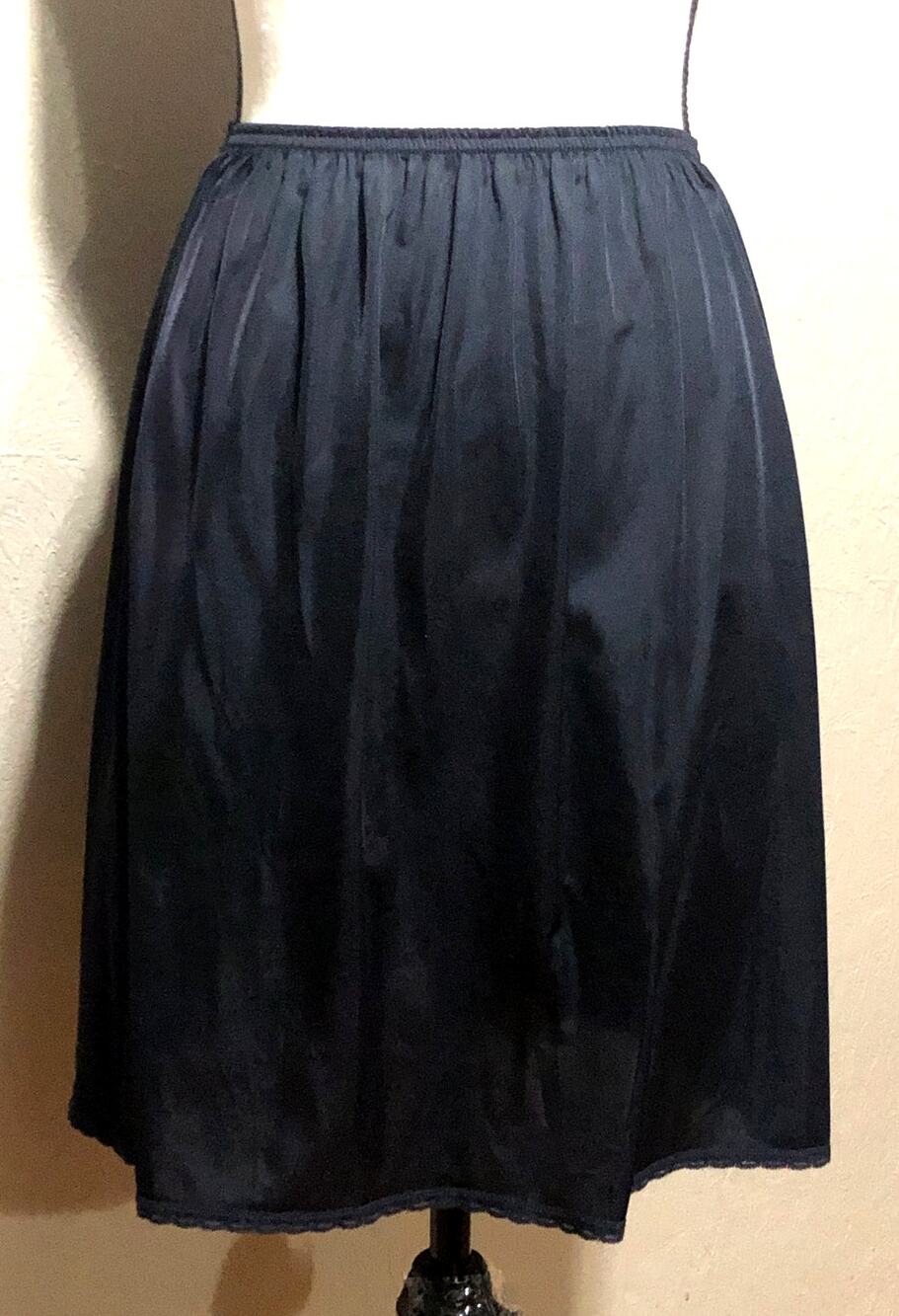 Vanity Fair Half Slip Under Skirt Lingerie Whimsigoth Black 20" Lace Large New